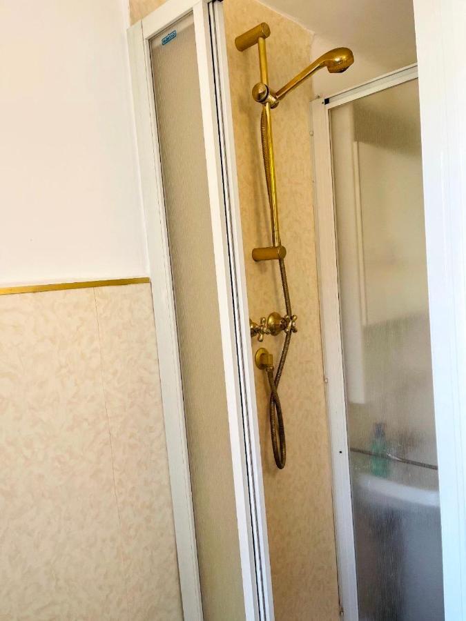Mh Genova Bed & Breakfast Екстериор снимка